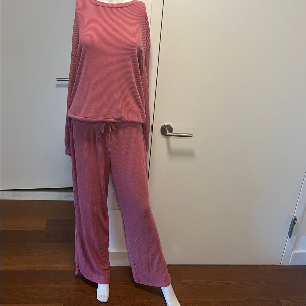 Pink Lounge Set